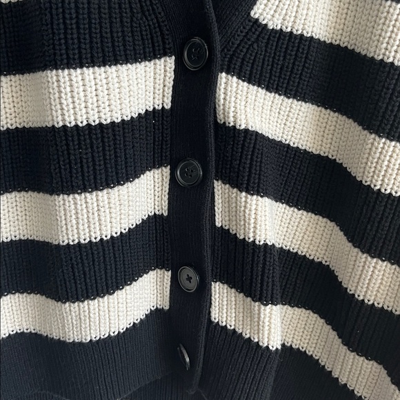 H&M Striped Black & Cream Knit Cardigan; Cotton Blend - Picture 4 of 10